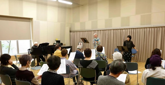歌声サロン「赤とんぼの会」